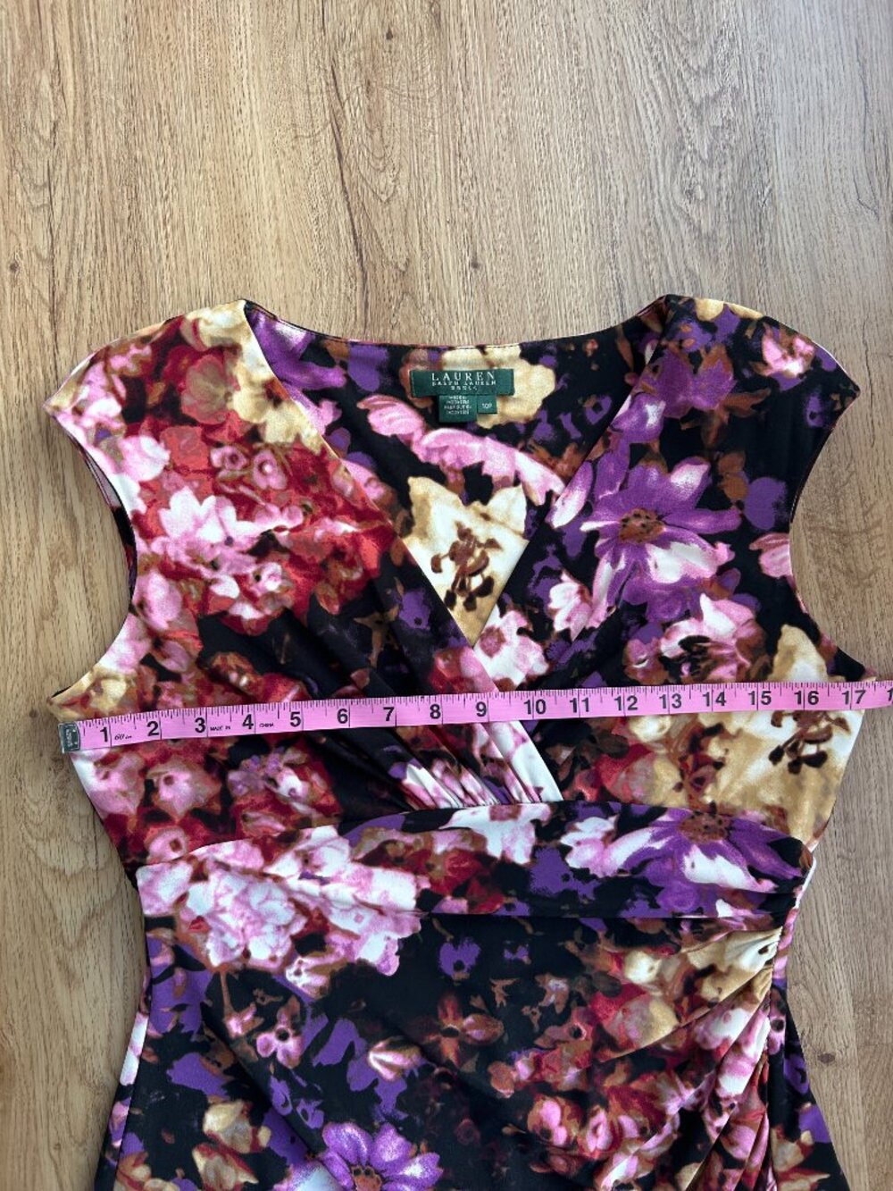 Lauren Ralph Lauren Floral Sheath Dress 10P‎ Petite Ruched V Neck Career Knee - Picture 8 of 8